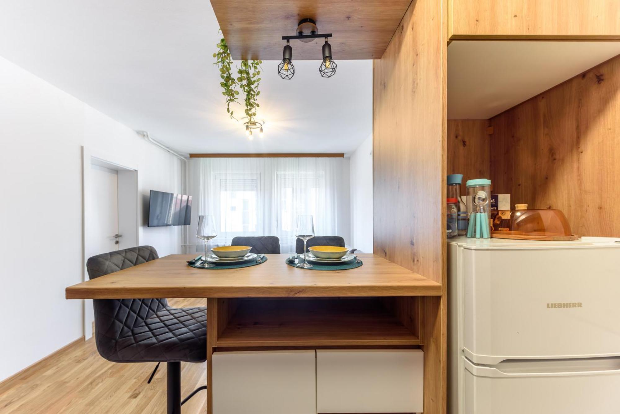 Bright & Modern - Citycenter *